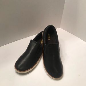 Keen Leather casual/sneaker size 11